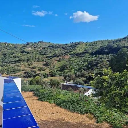 Lemontree House Set In The Countryside. Villa *