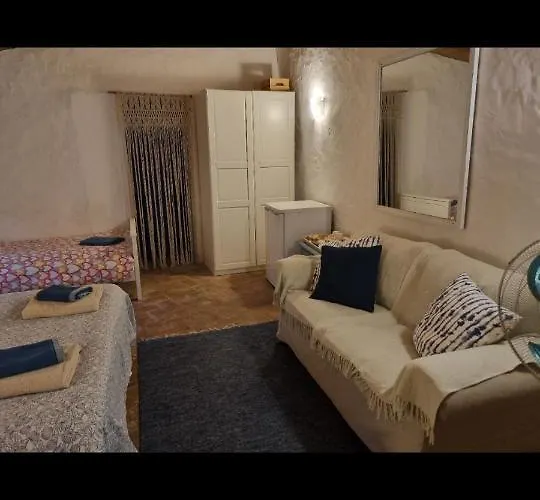 Lemontree House Set In The Countryside. *