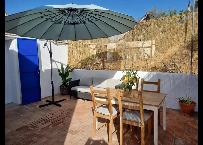 Вилла Lemontree House Set In The Countryside.