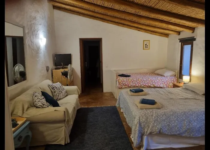 فيلة Lemontree House Set In The Countryside. *