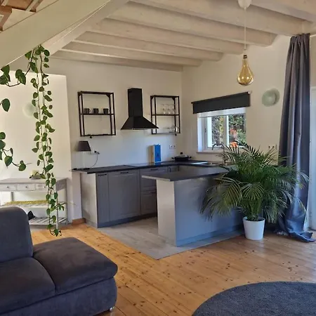 Lemontree House Set In The Countryside.
