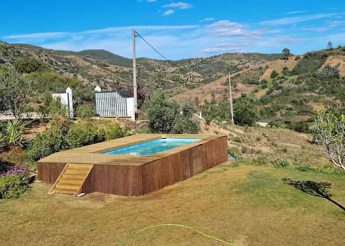 Lemontree House Set In The Countryside. Villa Agua de Tabuas