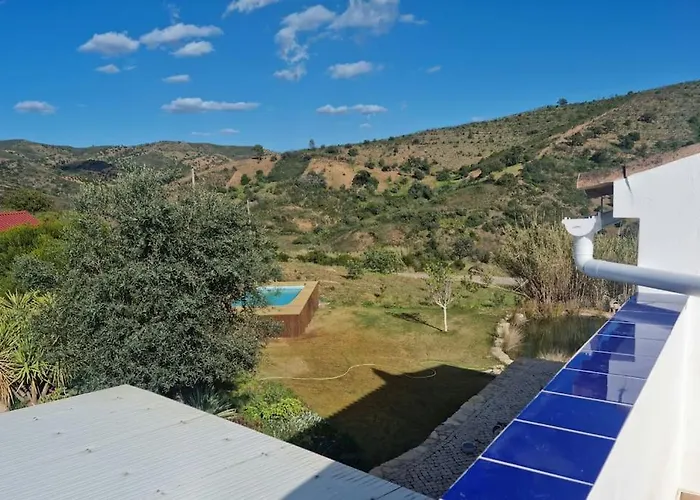 Βίλα Lemontree House Set In The Countryside. *