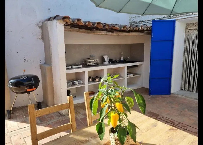 Βίλα Lemontree House Set In The Countryside. *